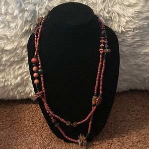 Wood red necklace